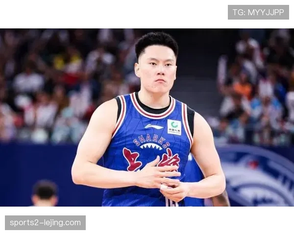 李弘权成上海队稳定得分点 年轻球员承担更多责任 李弘权成上海队稳定得分点 年轻球员承担更多责任